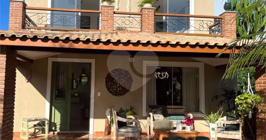 Condomínio com 3 quartos à venda ou para locação em Praia Rasa - RJ