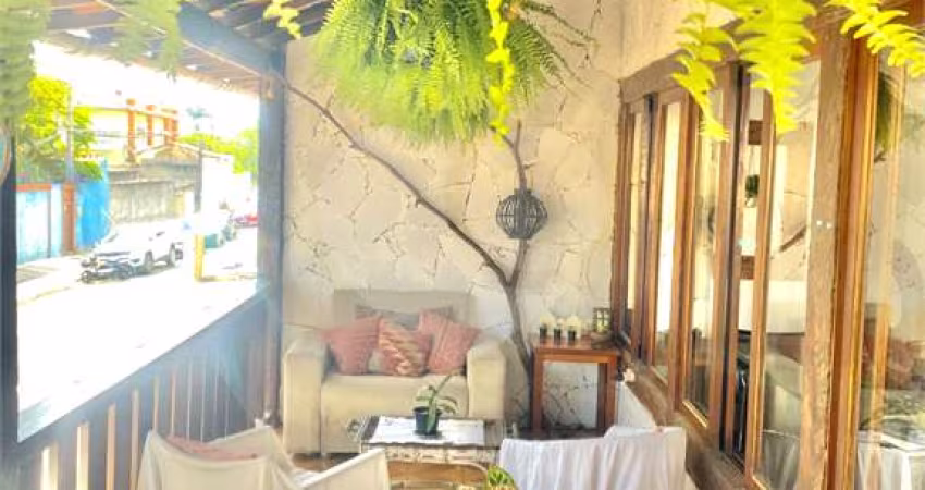 Casa com 8 quartos à venda em Geribá - RJ