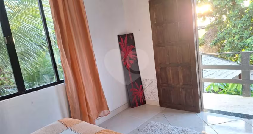 Casa com 9 quartos à venda em Manguinhos - RJ