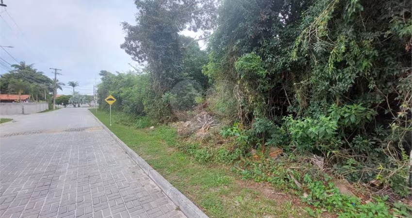 Terreno à venda em Caravelas - RJ