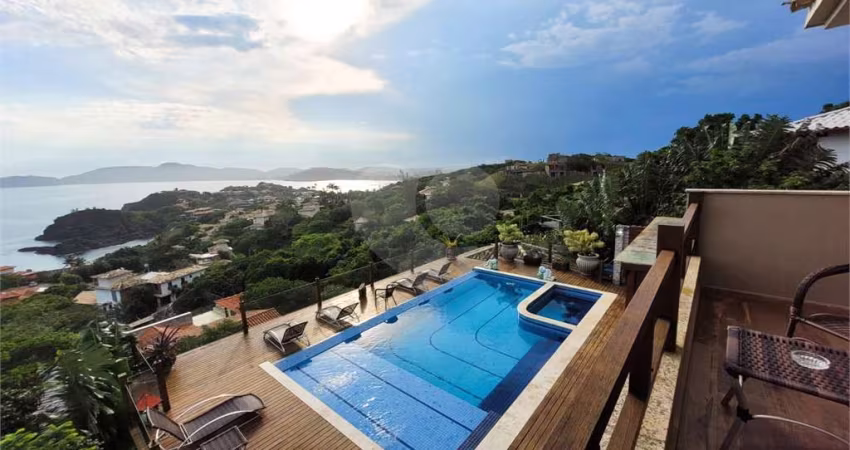 Casa com 5 quartos à venda em Albatroz - RJ