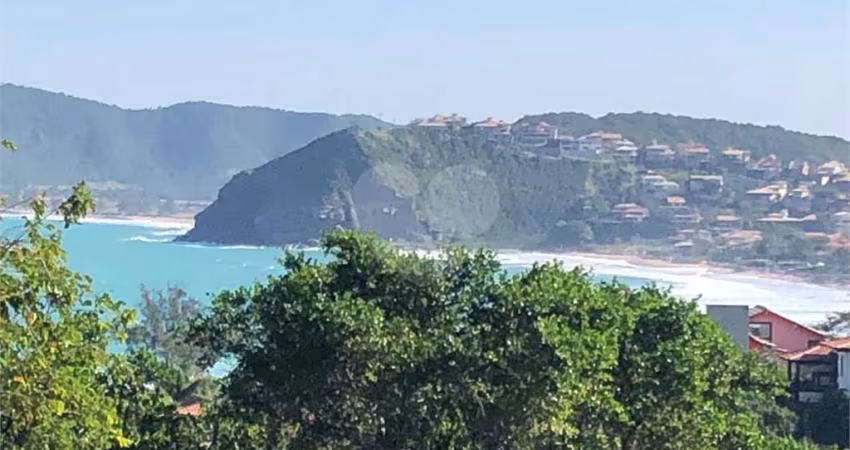 Casa com 3 quartos à venda em Albatroz - RJ