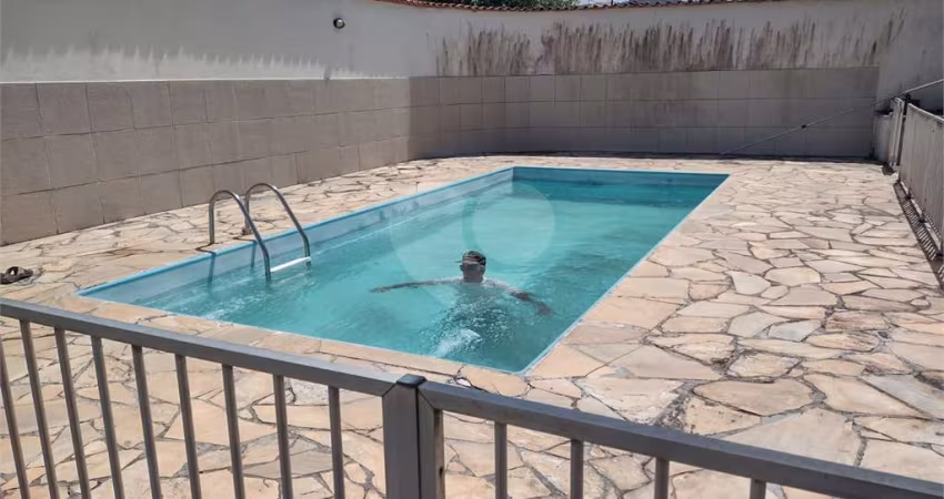 Casa com 4 quartos à venda em Jardim Arco Íris - RJ