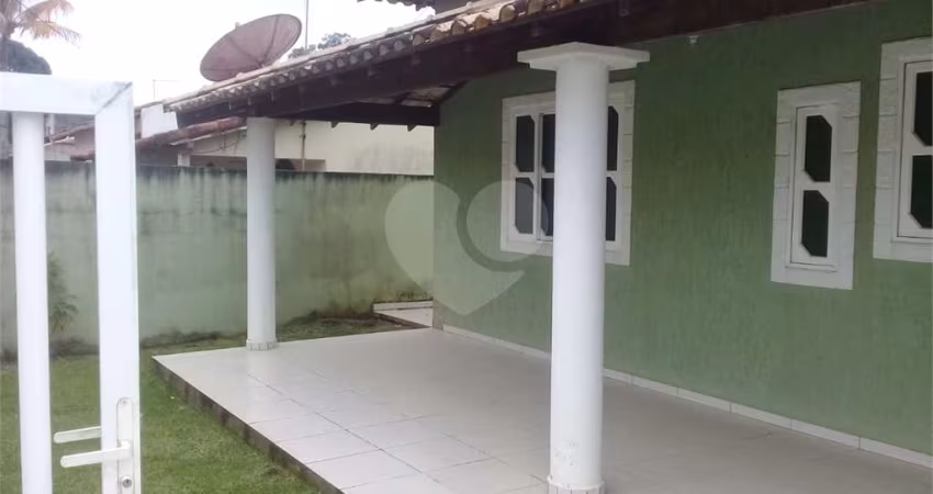 Casa com 3 quartos à venda em Jardim Arco Íris - RJ
