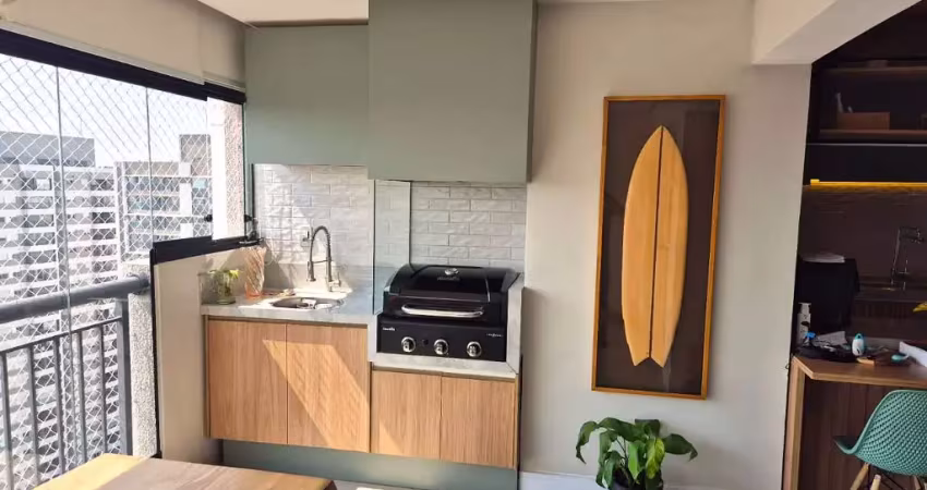 Excelente apto com 85m2 de área útil, 03 dormitórios, sendo 01 suíte, sala ampla, varanda gourmet, andar alto, vista livre, 02 vagas de garagem