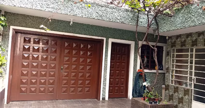 Ótima casa com 298 m2 de área construída à venda no bairro vila são francisco em são paulo/sp. possui 03 dormitórios, sala de jantar, sala de estar, cozinha espaçosa, lavabo, banheiro grande, despensa
