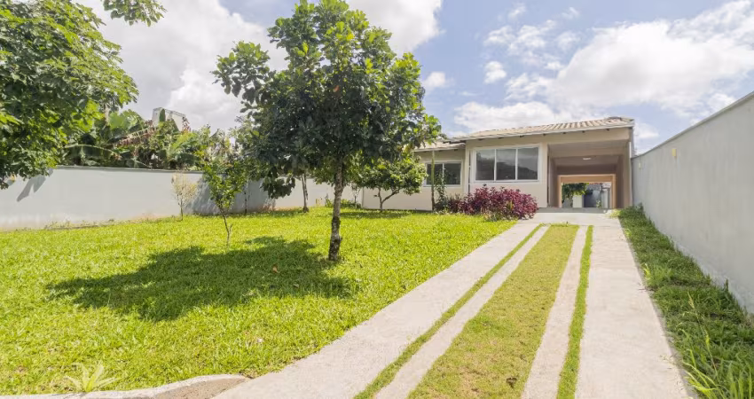 Casa averbada com 1 suíte mais 2 quartos à venda no bairro Saguacu em Joinville - SC de R$895.000,00 por R$870.000,00por R$ 930.000,00