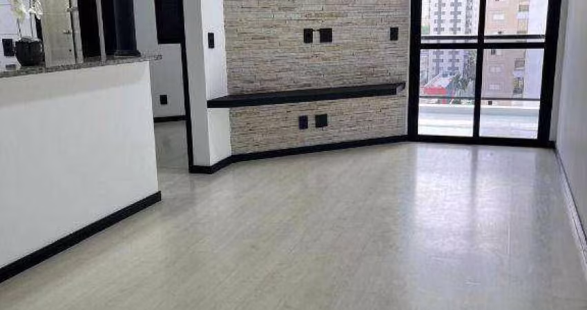 Apto moderno de 2:dorm um suíte ,cozinha Americana, sacada 56m2, com lazer Moema  SP