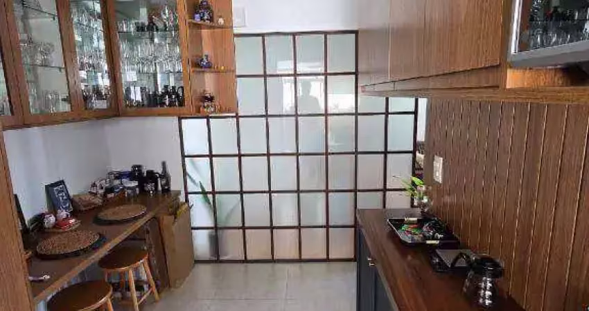 Apartamento em moema pássaros, totalmente reformado, com 2 dormitórios, sendo 1 suíte, 80m e 1 vaga de garagem