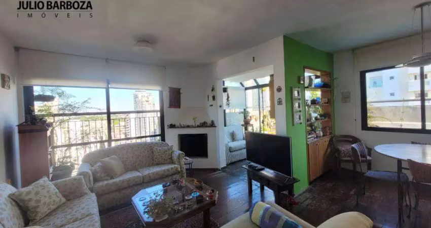 Excelente cobertura, 128, com 3 dormitórios, sendo 1 suíte, 2 vagas de garagem, em moema