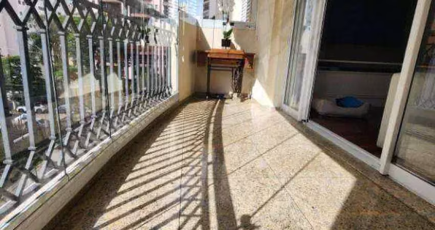 Lindo apartamento com 3 dormitórios, sendo 1 suíte, sacada, e 2 vagas de garagem, em moema