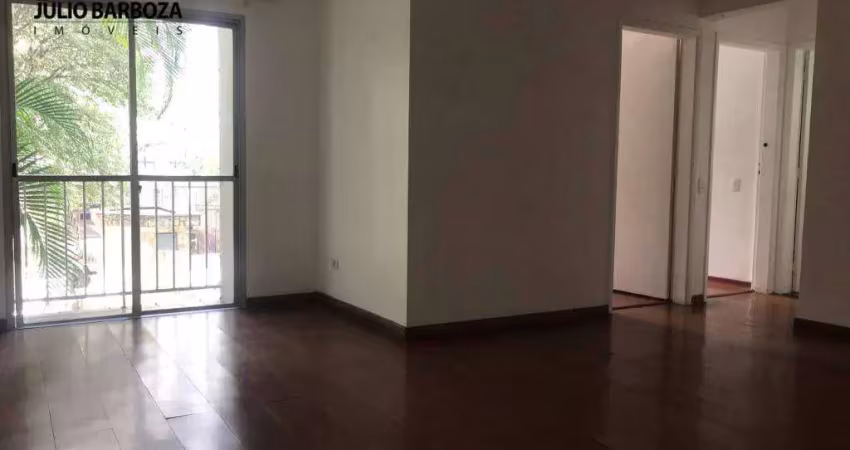 Apartamento com 2 dormitórios, 2 banheiros, sacada, e 1 vaga de garagem, em moema pássaros