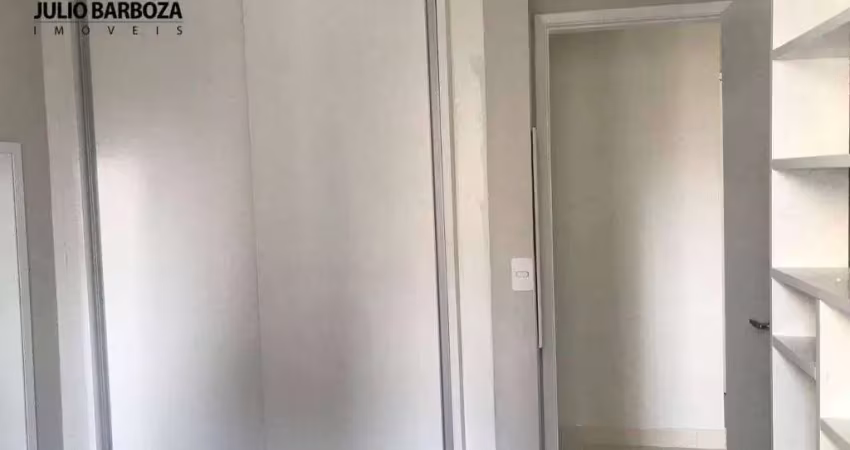 Apartamento em moema totalmente reformado, com 1 dormitório, 1 vaga de garagem