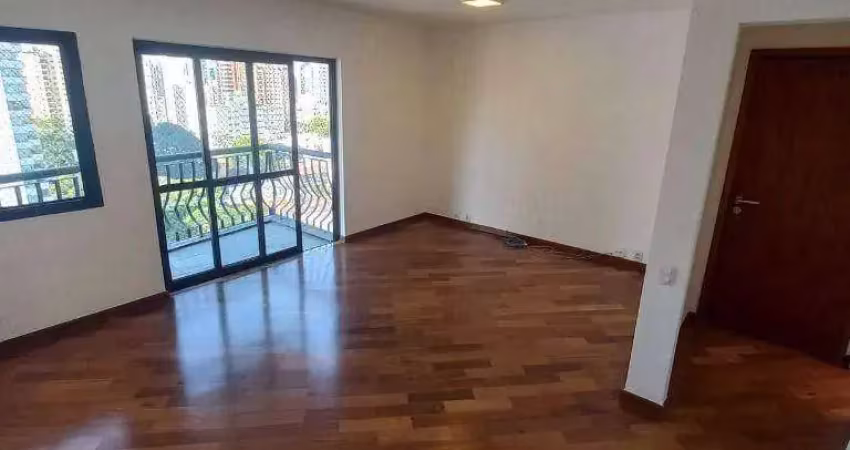Moema pássaros venda 3:dorm um suíte ,lavabo ,reformado,2 vagas ,lazer andar alto sol da manhã sp.
