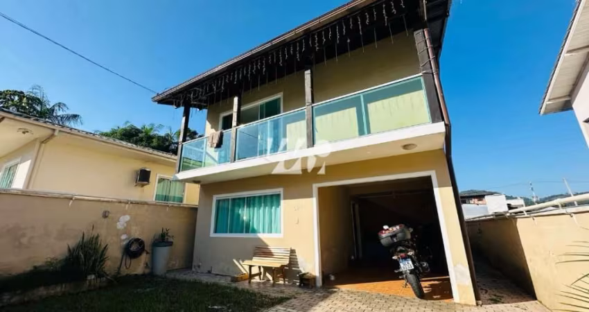Casa 4 Quartos com 1 Suíte e 148m² - São Sebastião