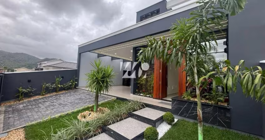 Casa 3 Quartos com Piscina - Bela Vista