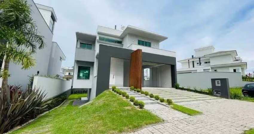 Casa 4 Quartos com 2 Suítes e 300m² - Pedra Branca
