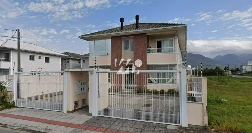 Apartamento de 2 dormitórios com suíte no Nova Palhoça