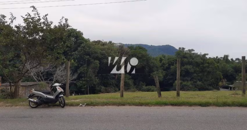 Terreno 447m² - Forquilhas