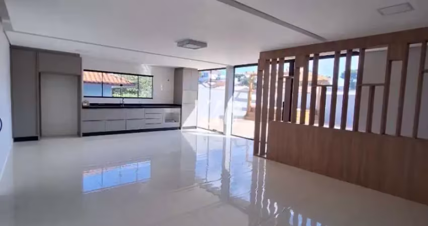 Casa com 4 quartos à venda na Rua Varese, 1, Pagani, Palhoça