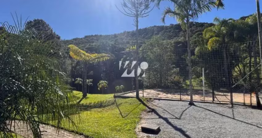 Terreno no condomínio village imperatriz com 1.525,62 m²  - imv