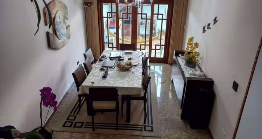 Sobrado com 4 dormitórios à venda, 350 m² por R$ 1.300.000,00 - Jardim Guapira -