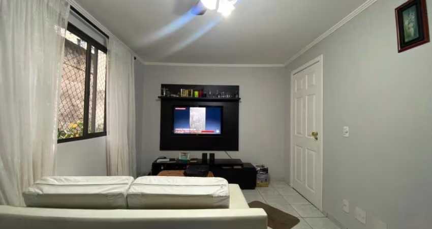 Apartamento com 2 dormitórios à venda, 52 m² por R$ 220.000,00 - Jardim Francisc