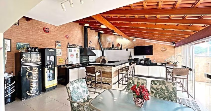 Casa com 3 dormitórios à venda, 360 m² por R$ 2.300.000,00 - (Zona Norte) Barro