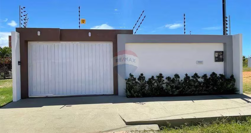 Casa nova, pouco tempo de construída, no porcelanato. mosqueiro