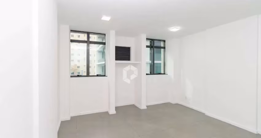 Sala comercial com 1 sala para alugar na Avenida Sete de Setembro, 5388, Batel, Curitiba