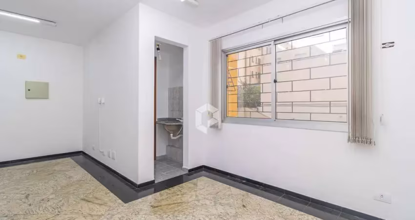 Sala comercial com 1 sala para alugar na Rua Doutor Faivre, 1023, Centro, Curitiba