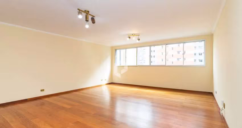 Apartamento com 3 quartos para alugar na Travessa Lange, 165, Batel, Curitiba