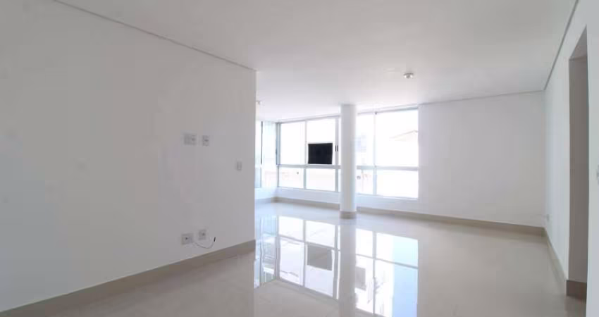 Apartamento à venda, 3 quartos, 1 suíte, 2 vagas, Centro - Divinópolis/MG