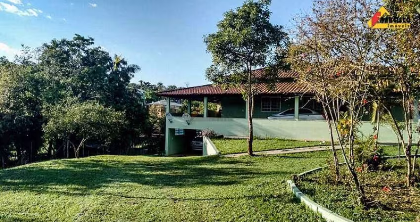 Chácara à venda, 4 quartos, 1 suíte, 3 vagas, Área Rural de Divinópolis - Divinópolis/MG
