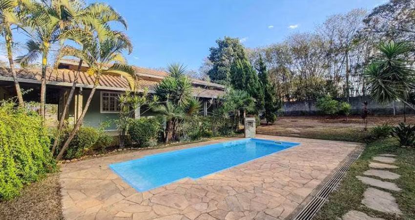 Chácara à venda, 3 quartos, 1 suíte, 10 vagas, Chanadour - Divinópolis/MG
