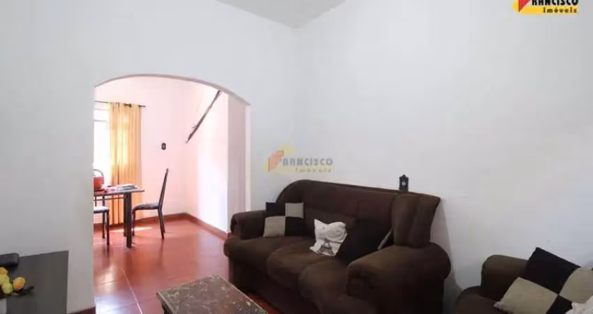 Casa à venda, 4 quartos, 4 vagas, Manoel Valinhas - Divinópolis/MG