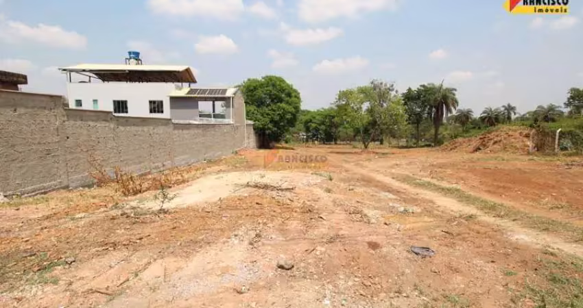 Terreno à venda no Santos Dumont, Divinópolis 