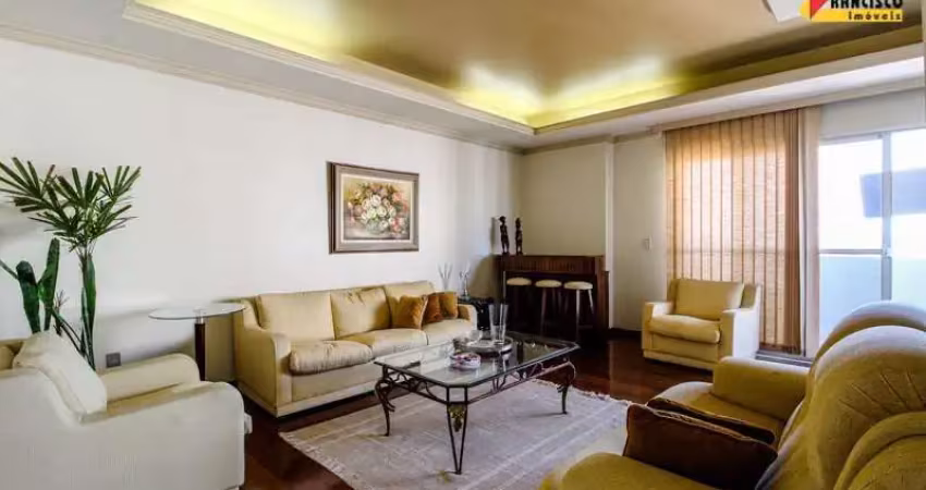 Apartamento à venda, 4 quartos, 1 suíte, 1 vaga, Centro - Divinópolis/MG