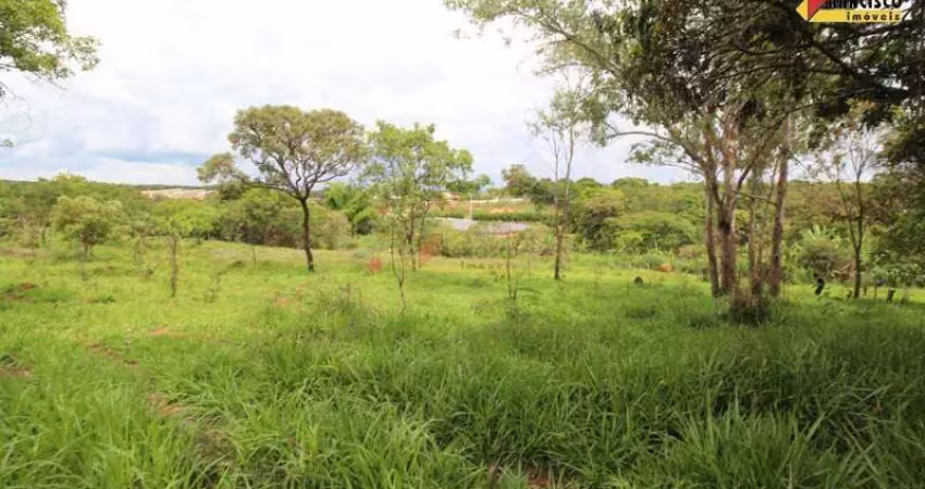 Terreno à venda no Grajaú, Divinópolis 