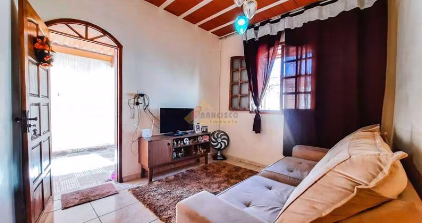 Casa à venda, 3 quartos, 1 suíte, 3 vagas, Catalão - Divinópolis/MG