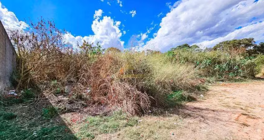 Terreno à venda no Oliveiras, Divinópolis 