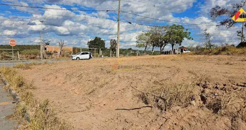 Terreno à venda no Residencial Lagoa Park, Divinópolis 