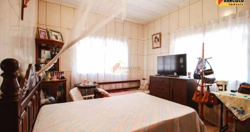 Casa à venda, 2 quartos, 2 vagas, Interlagos - Divinópolis/MG