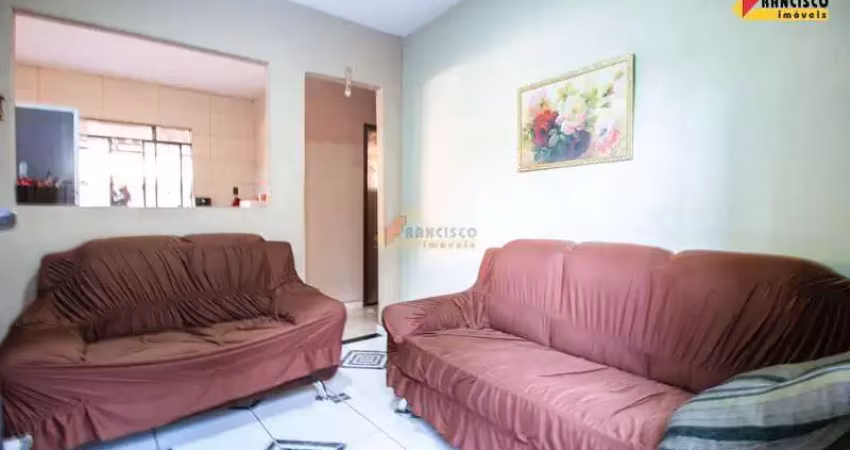 Casa à venda, 3 quartos, 2 vagas, Nossa Senhora das Graças - Divinópolis/MG