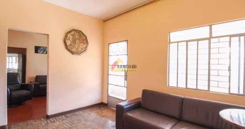 Casa à venda, 3 quartos, 1 suíte, 3 vagas, Porto Velho - Divinópolis/MG