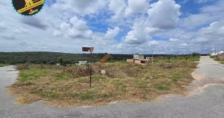Terreno à venda no Residencial Lagoa Park, Divinópolis 