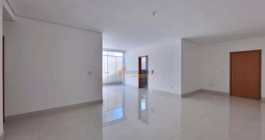 Apartamento à venda, 3 quartos, 1 suíte, 4 vagas, Sidil - Divinópolis/MG