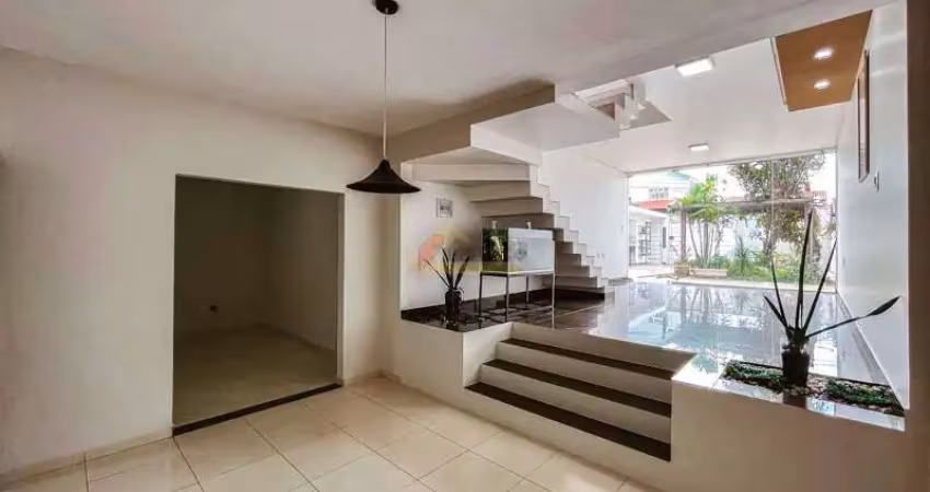 Casa à venda, 4 quartos, 1 suíte, 2 vagas, Bom Pastor - Divinópolis/MG