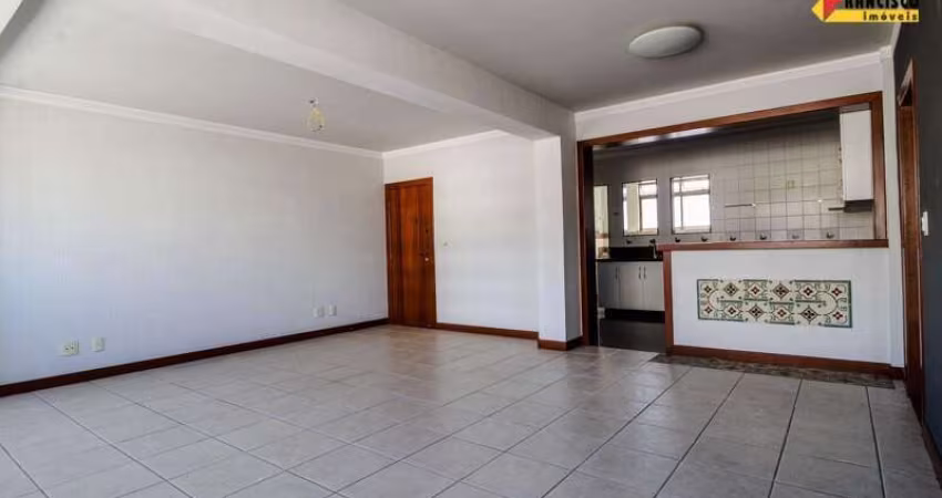 Apartamento à venda, 2 quartos, 1 suíte, 1 vaga, Centro - Divinópolis/MG