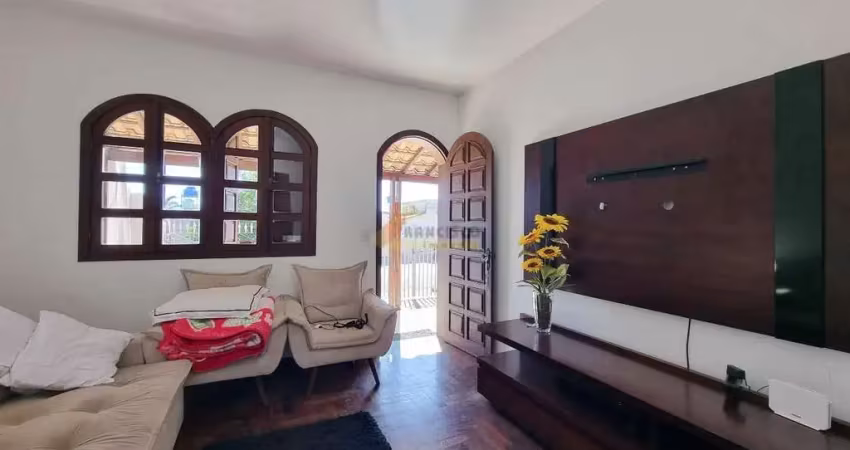 Casa à venda, 3 quartos, 1 suíte, 2 vagas, São José - Divinópolis/MG